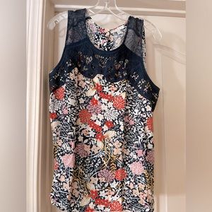 Short sleeve top, comfy and cool to wear on those hot sultry days of summer.